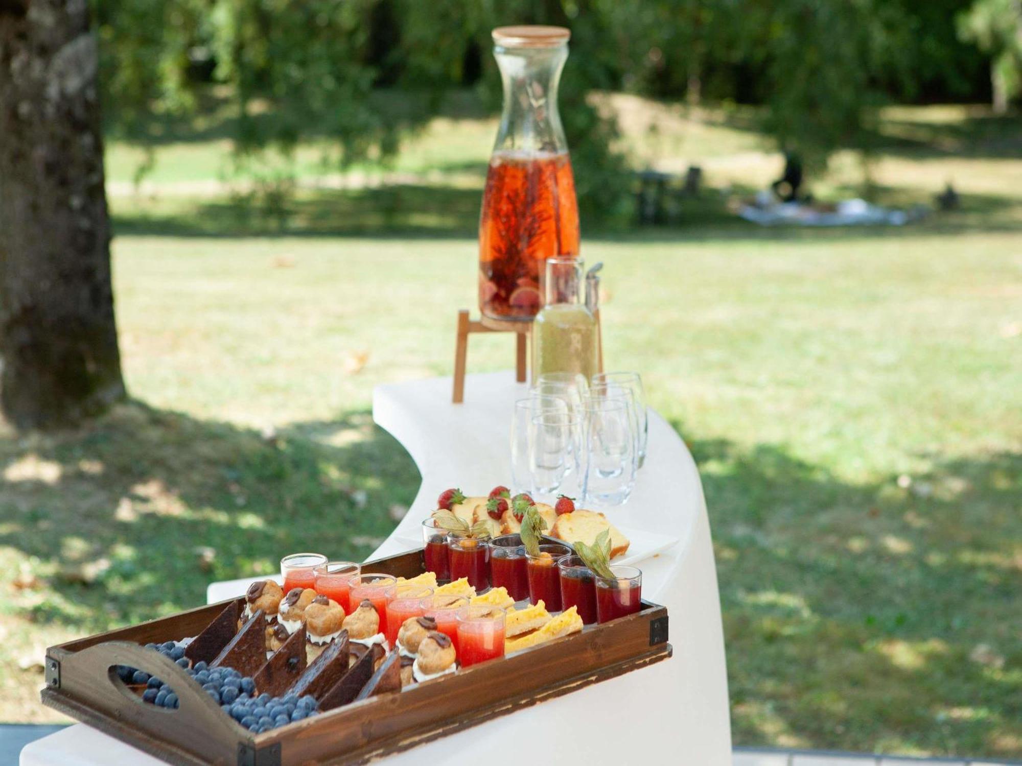 Mercure Aix-Les-Bains Domaine De Marlioz Hotel & Spa Exteriör bild