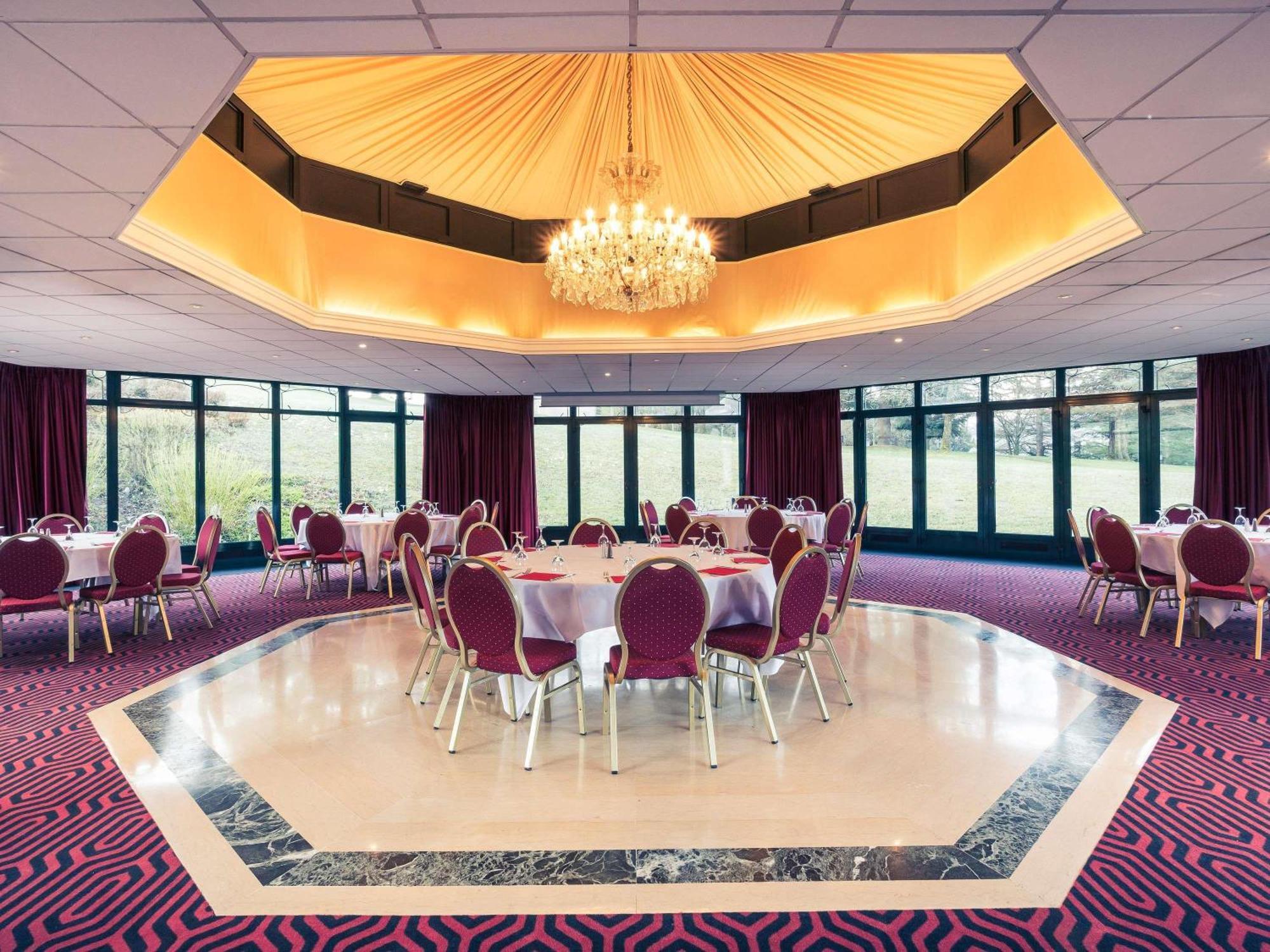 Mercure Aix-Les-Bains Domaine De Marlioz Hotel & Spa Exteriör bild